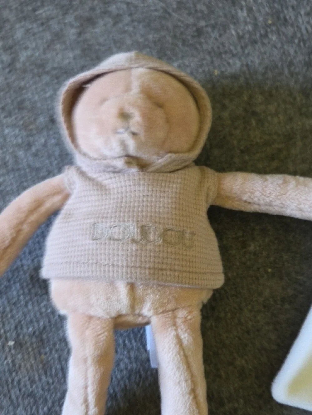 Doudou Campagnie Paris Plush Bear Lovey in Blush Pink with Soft White Blanket